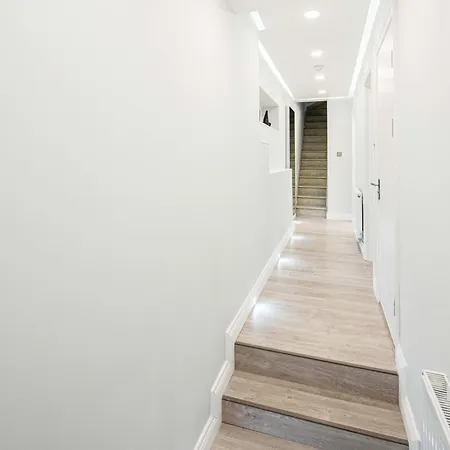 Roof Haven At Kensington Mews Apartment London Exterior photo